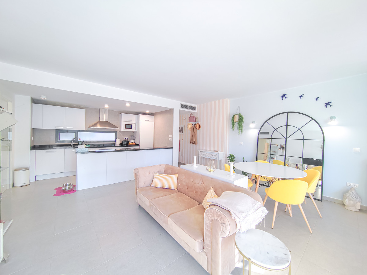 Piso en venta con jardín